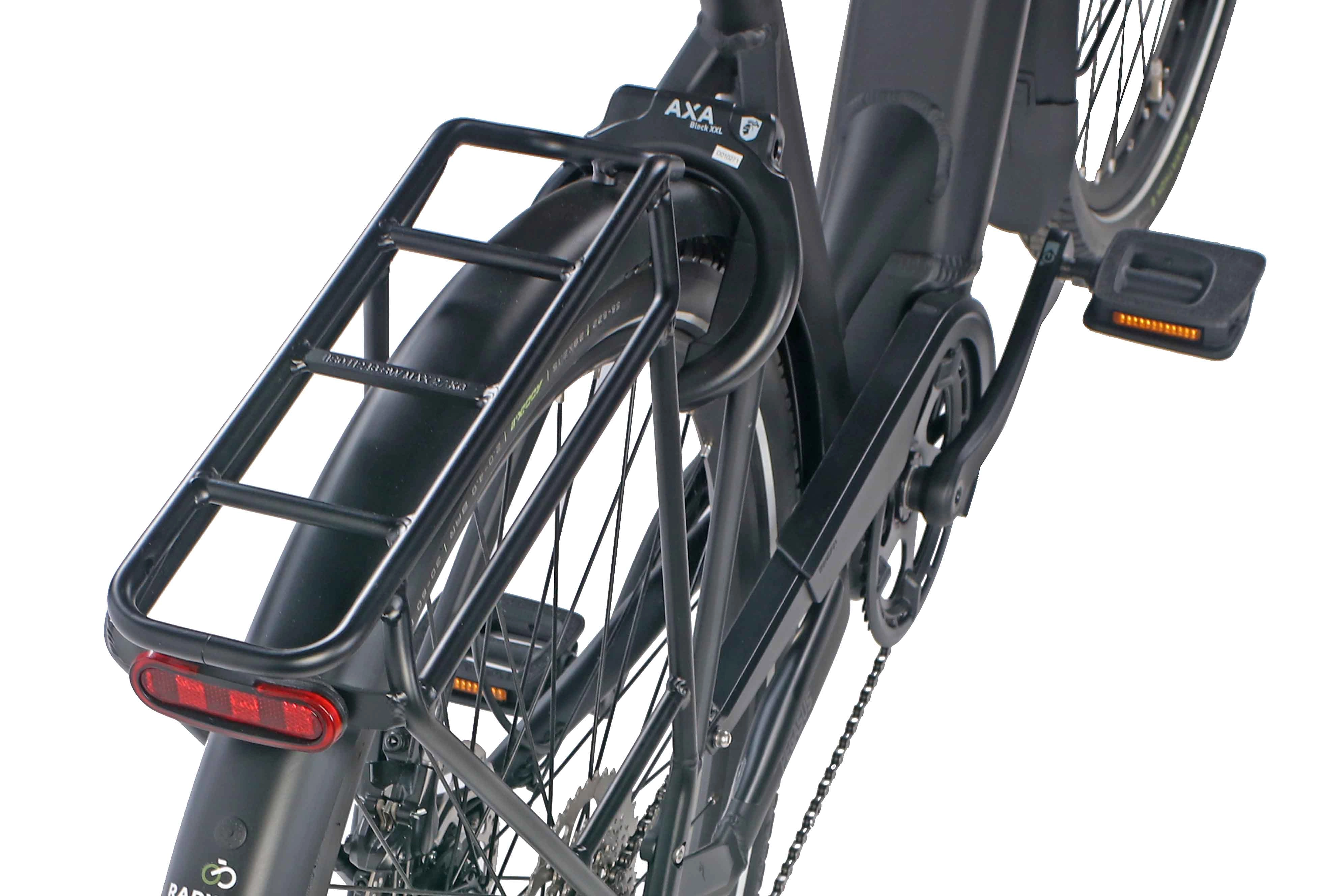 PEGASUS_PREMIO_EVO_10_LITE_LTD_EDITION_750_WH_DAMEN_SCHWARZ_BLACK_MATT_GEPACKTRAEGER.JPG