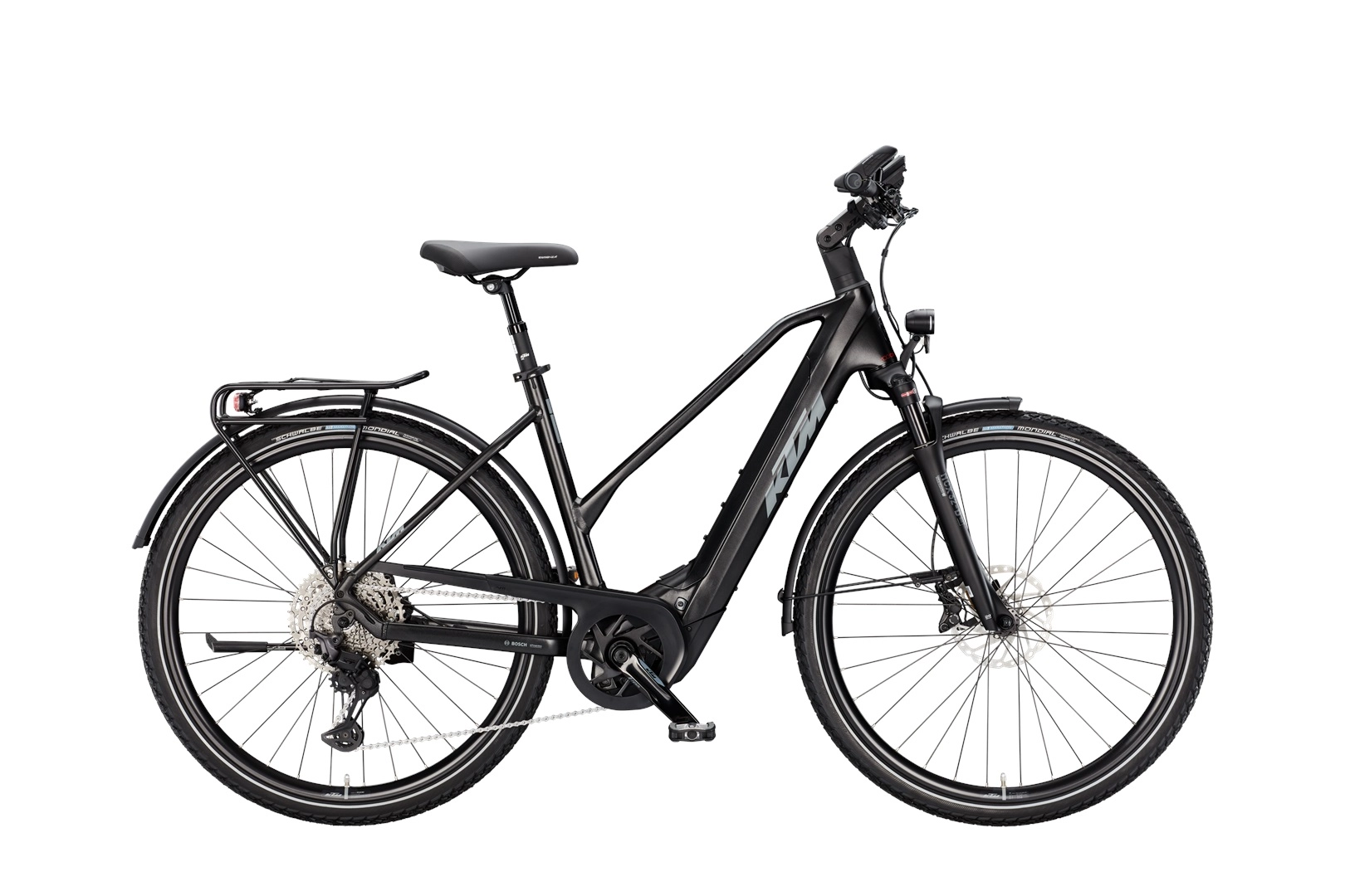 MACINA_TOUR_CX_820_TRAPEZ_2025_DIAMOND_BLACK_MT_SH10_DEO_XT_LG_800_WH_KIOX_300_SCHWARZ_1250166206_1250166211_1250166216.JPG