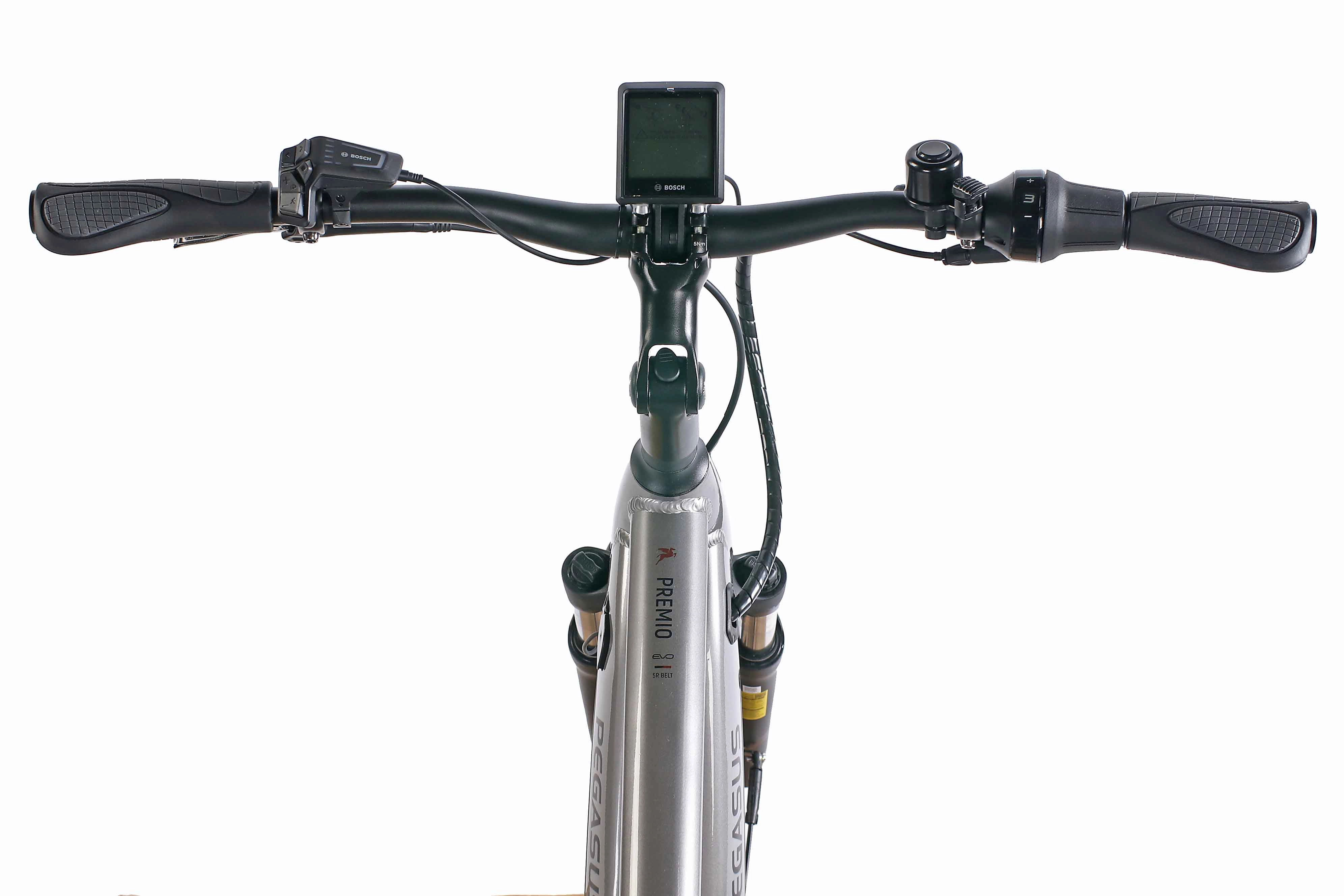 PEGASUS_PREMIO_EVO_5F_BELT_750_WH_HERREN_SILBER_2024_SILVER_BLACK_837-21045_837-21050_837-21060_COCKPIT.JPG