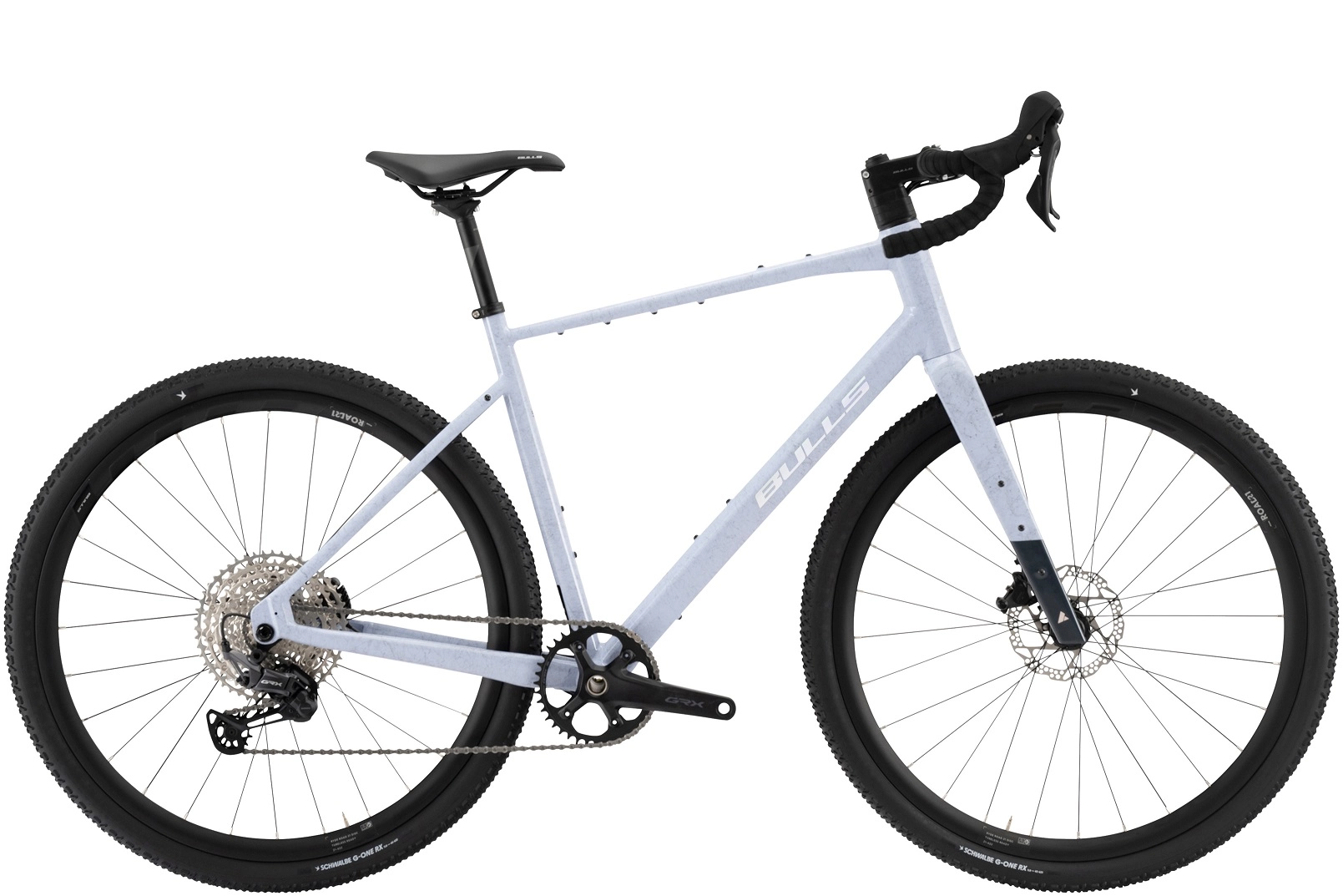 BULLS_GRINDER_3_WEISS_2026_BLUE_TINTED_WHITE_526502839945_526502839948_526502839952_526502839956.JPG