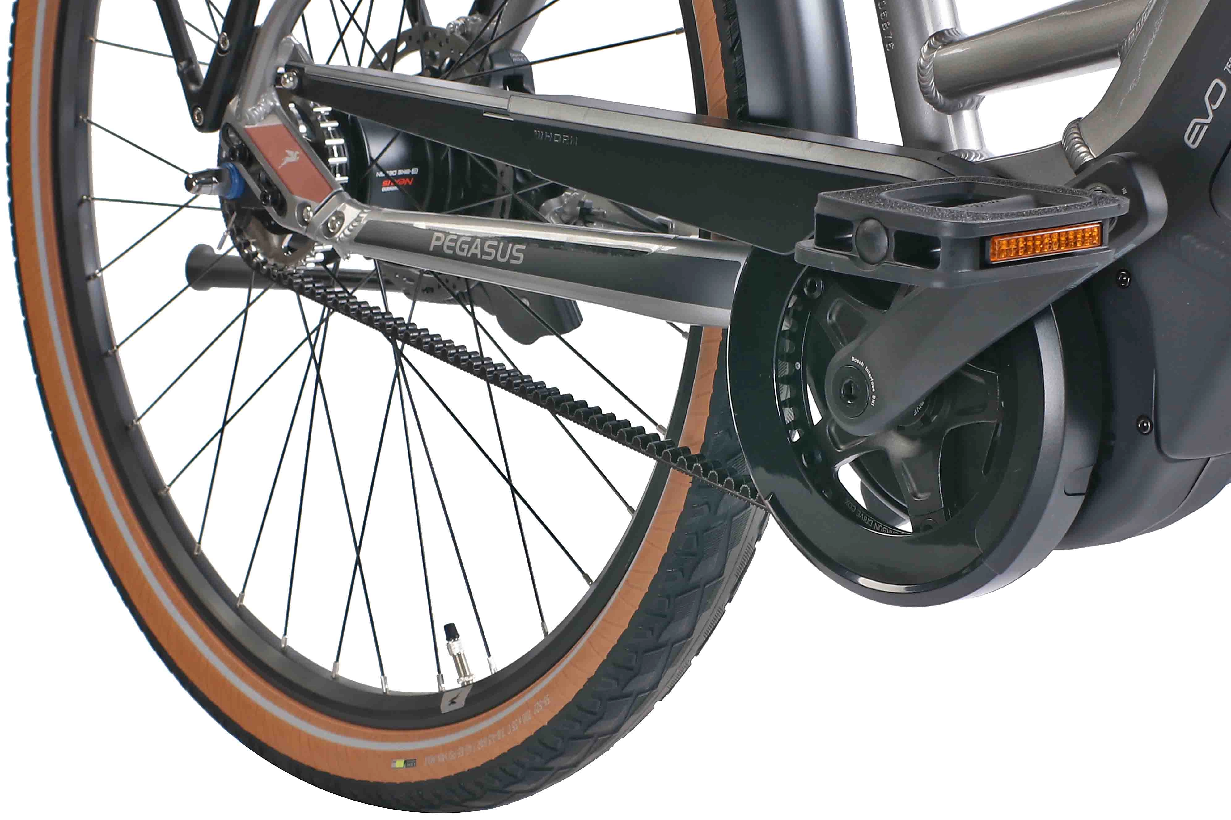 PEGASUS_PREMIO_EVO_5R_BELT_750_WH_DAMEN_SILBER_2024_SILVER_BLACK_837-20745_837-20750_837-20755_WAVE_RIEMENANTRIEB.JPG